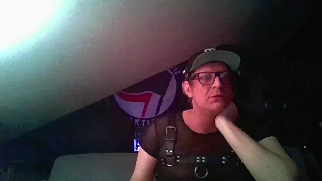 Bigthroaterboy online show from 12/02/24, 08:55