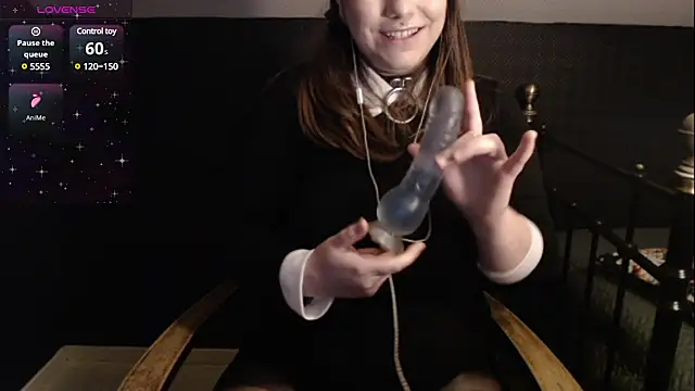 Colins Pink Room online show from 12/31/24, 03:20