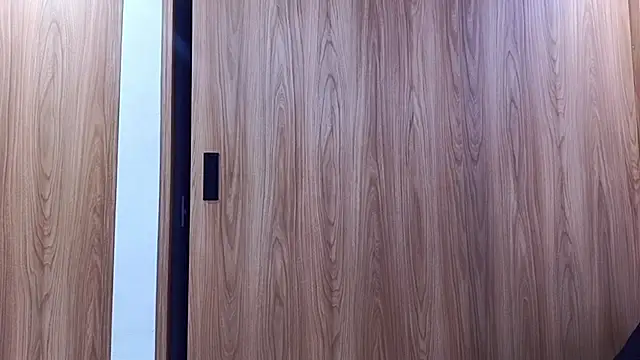 Molly ADY online show from 10/20/25, 04:57