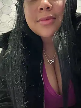 HaileyDiana online show from 03/05/25, 10:11