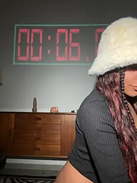 HaileyDiana online show from 03/27/26, 06:18