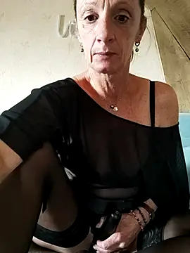 Snapshot of tatianasexymilf chatting on 10/09/25, 12:58 tatianasexymilf online show from 10/09/25, 12:58