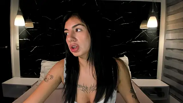 ANTONELLA  ROUSE  online show from 12/22/24, 04:39