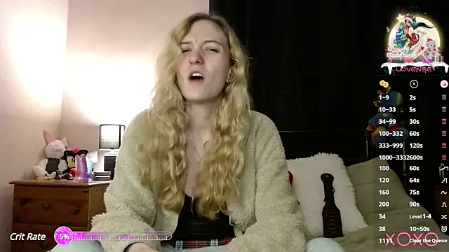 Snapshot of EllieeRose chatting on 01/06/25, 02:36 EllieeRose online show from 01/06/25, 02:36