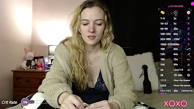 Snapshot of EllieeRose chatting on 01/25/25, 03:30 EllieeRose online show from 01/25/25, 03:30