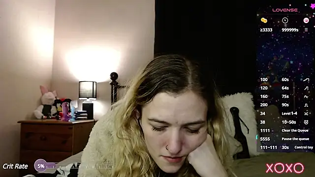 Snapshot of EllieeRose chatting on 02/23/25, 12:37 EllieeRose online show from 02/23/25, 12:37