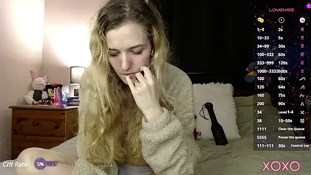 Snapshot of EllieeRose chatting on 03/03/25, 04:58 EllieeRose online show from 03/03/25, 04:58