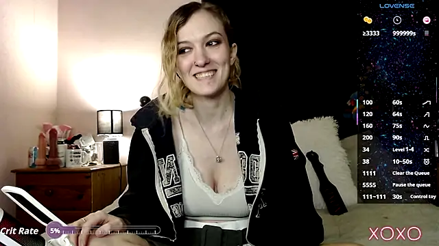 Snapshot of EllieeRose chatting on 10/10/25, 08:19 EllieeRose online show from 10/10/25, 08:19