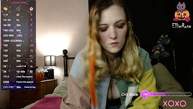 Snapshot of EllieeRose chatting on 11/12/25, 09:25 EllieeRose online show from 11/12/25, 09:25