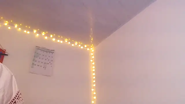 Ahlya online show from 12/19/25, 01:45