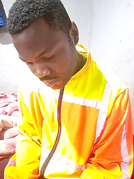 Petrossa online show from 10/30/25, 04:25