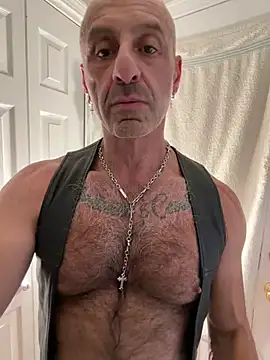 Snapshot of DaddySnowXX chatting on 07/22/26, 06:49 DaddySnowXX online show from 07/22/26, 06:49