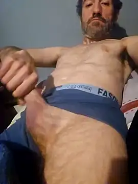 Snapshot of Joysdic41 chatting on 12/20/24, 10:05 Joysdic41 online show from 12/20/24, 10:05