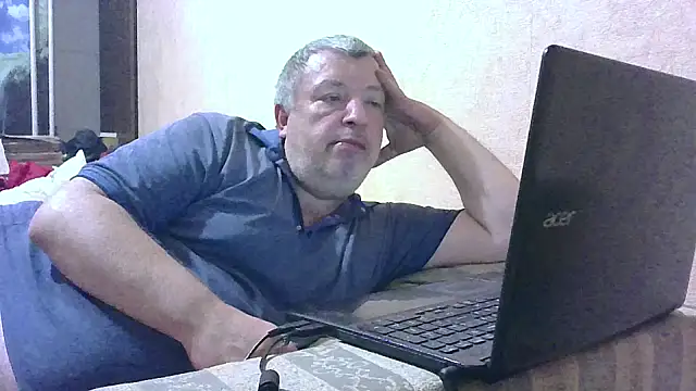 Snapshot of Art_Ass chatting on 09/13/25, 08:19 Art Ass online show from 09/13/25, 08:19