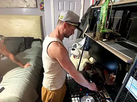 trash4cash online show from 04/22/26, 08:43