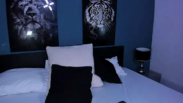 Liana Bernocchi online show from 02/15/25, 11:14