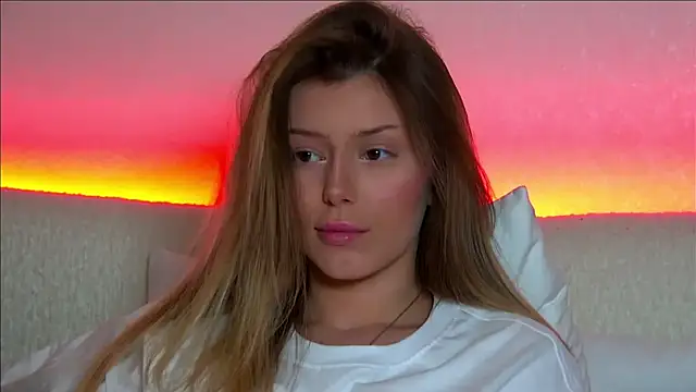 LiliaBianka online show from 02/02/25, 10:13