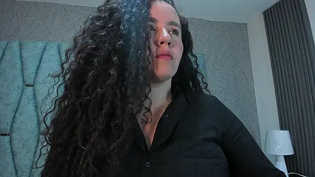 Valeria  soler online show from 09/14/25, 03:16