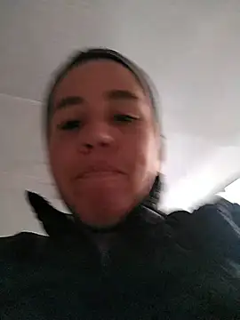 Valeria  soler online show from 10/18/25, 08:20