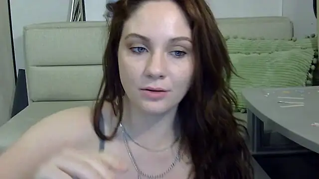 emerieskye20 online show from 03/03/25, 07:06