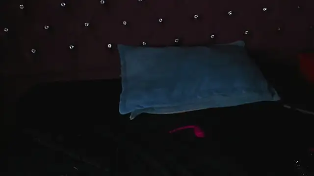 Snapshot of MaddyHudson chatting on 02/21/25, 11:21 MaddyHudson online show from 02/21/25, 11:21