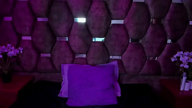 Snapshot of MaddyHudson chatting on 02/27/25, 08:09 MaddyHudson online show from 02/27/25, 08:09