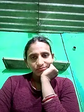 Baby  Shreya online show from 11/18/25, 03:27