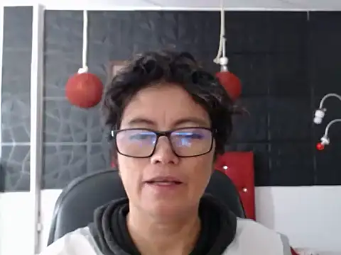 ShaneLeux online show from 09/26/25, 01:42