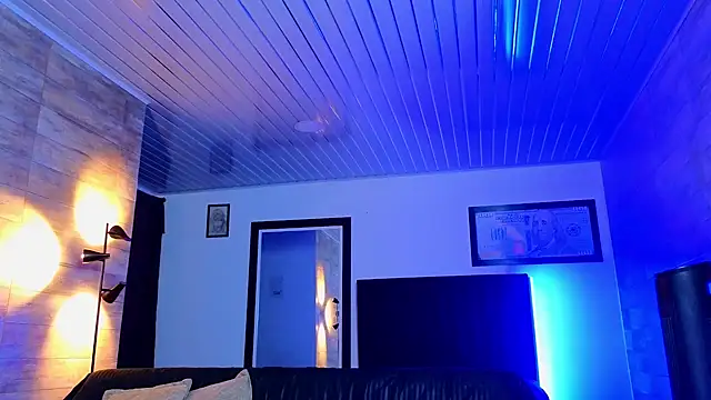 Snapshot of AsmodeoCox chatting on 02/09/25, 07:05 AsmodeoCox online show from 02/09/25, 07:05