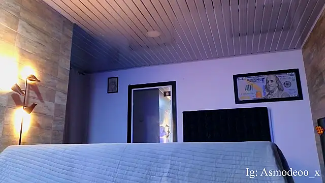 Snapshot of AsmodeoCox chatting on 10/11/25, 01:38 AsmodeoCox online show from 10/11/25, 01:38