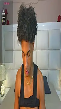 Snapshot of Malkongarcia chatting on 12/20/25, 07:54 Malkongarcia online show from 12/20/25, 07:54