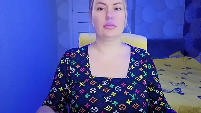 natusik online show from 04/19/26, 01:49