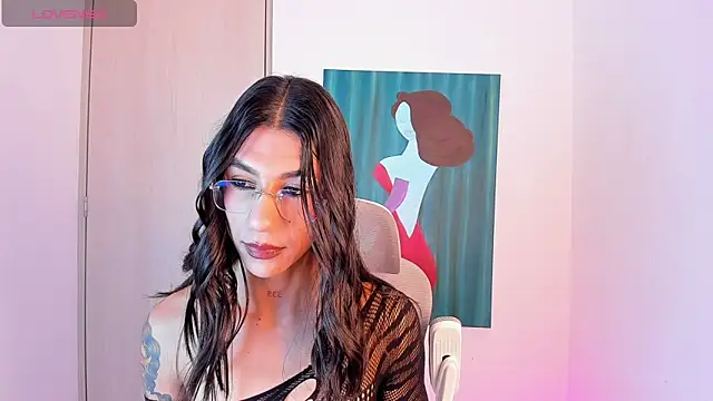 sofiaa grey  online show from 02/01/26, 05:22