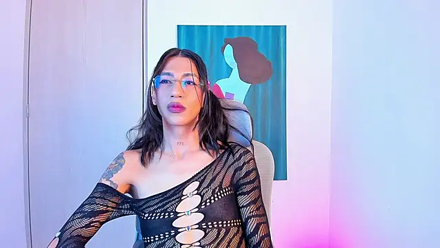 sofiaa grey  online show from 04/09/26, 02:33