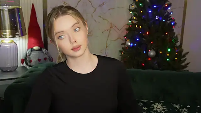 Snapshot of Cassy-Celestial_ chatting on 01/15/25, 05:50 Cassy-Celestial online show from 01/15/25, 05:50