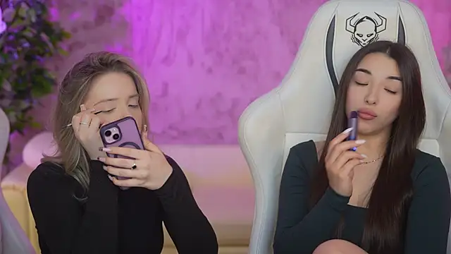 Snapshot of Cassy-Celestial_ chatting on 01/15/25, 11:51 Cassy-Celestial online show from 01/15/25, 11:51