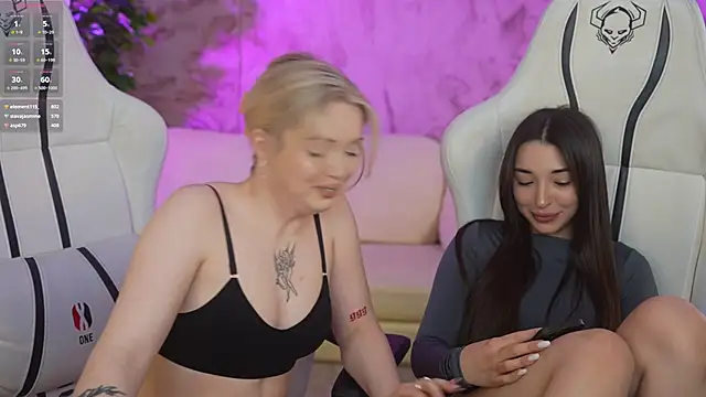 Snapshot of Cassy-Celestial_ chatting on 01/24/25, 02:49 Cassy-Celestial online show from 01/24/25, 02:49