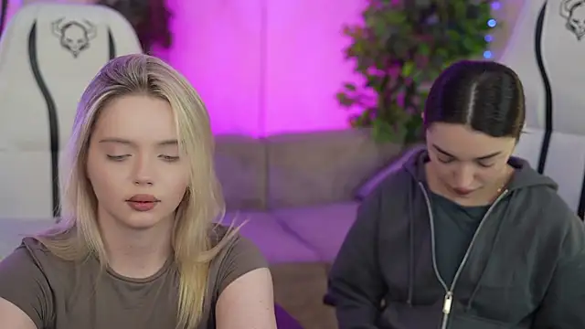 Snapshot of Cassy-Celestial_ chatting on 02/19/25, 02:55 Cassy-Celestial online show from 02/19/25, 02:55