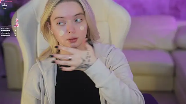 Snapshot of Cassy-Celestial_ chatting on 02/27/25, 11:59 Cassy-Celestial online show from 02/27/25, 11:59