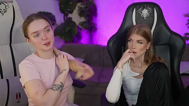 Snapshot of Cassy-Celestial_ chatting on 10/02/25, 07:15 Cassy-Celestial online show from 10/02/25, 07:15