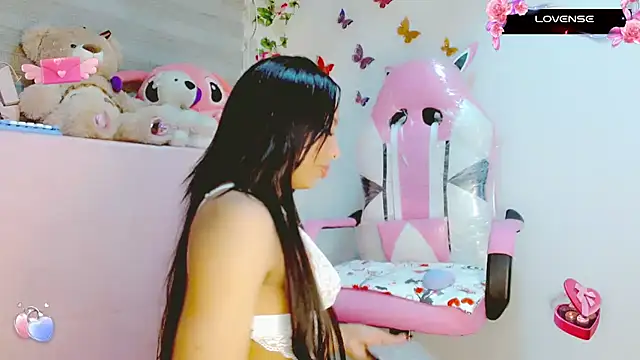 amaranta1411- online show from 03/23/25, 02:04