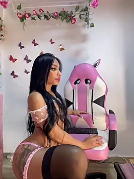 amaranta1411- online show from 09/27/25, 03:39