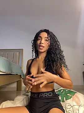 nicoleebony1 online show from 12/19/25, 07:54