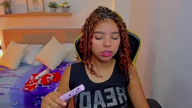 aurora rodriguez online show from 01/13/25, 12:13