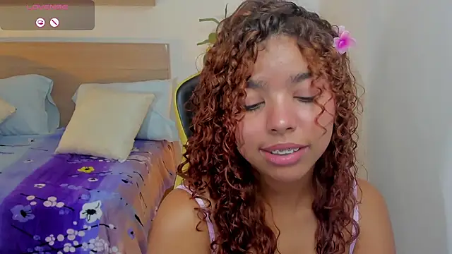aurora rodriguez online show from 01/15/25, 03:29