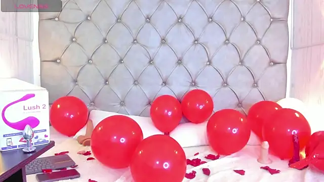 leigh-angels online show from 02/15/25, 12:26