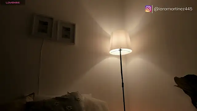 iara martinez online show from 04/24/26, 10:50