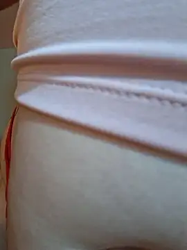 Snapshot of Juliietha_servas chatting on 01/16/26, 12:47 Juliietha servas online show from 01/16/26, 12:47