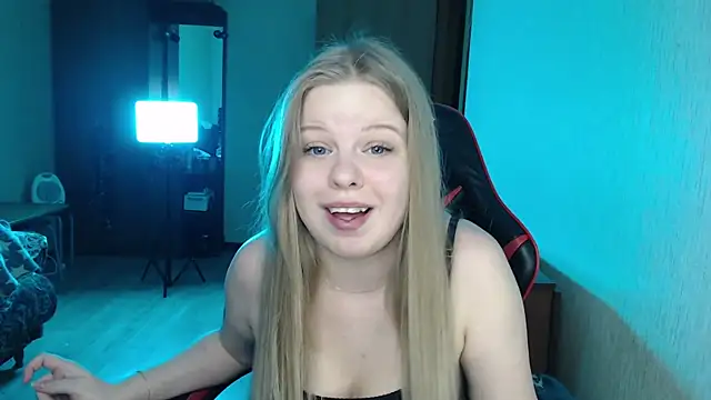 Snapshot of Angelic_Lika chatting on 01/24/25, 06:04 Angelic Lika online show from 01/24/25, 06:04