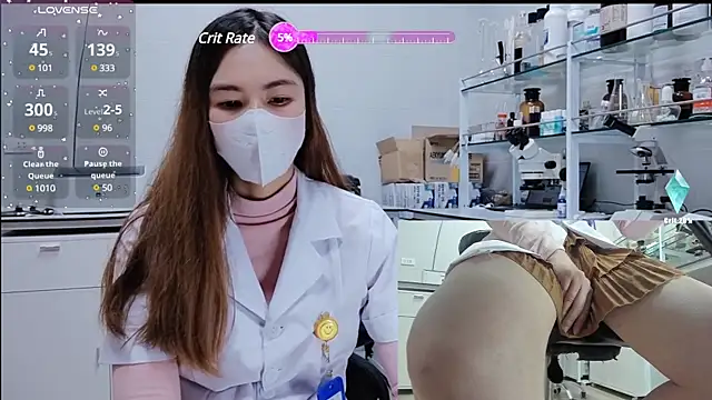 Snapshot of Kathylove_2023 chatting on 02/19/25, 12:33 Kathylove 2023 online show from 02/19/25, 12:33